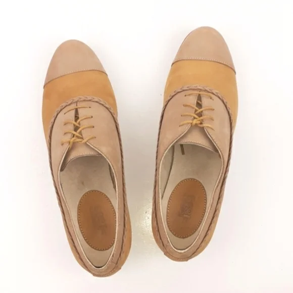 Wolverine Tan and Cream Flats - Picture 10 of 14